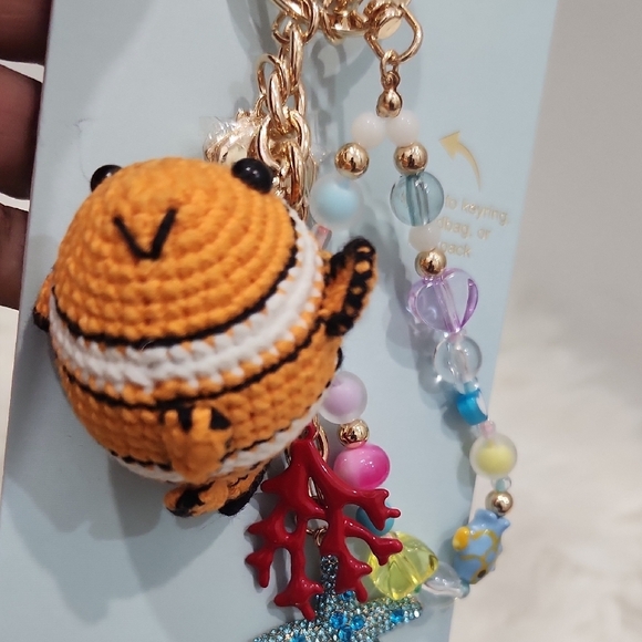 🔹️Piper K 🔹️Gold and Orange Fish Nautical Keychain Key Chain And Bag Charm - Picture 4 of 6
